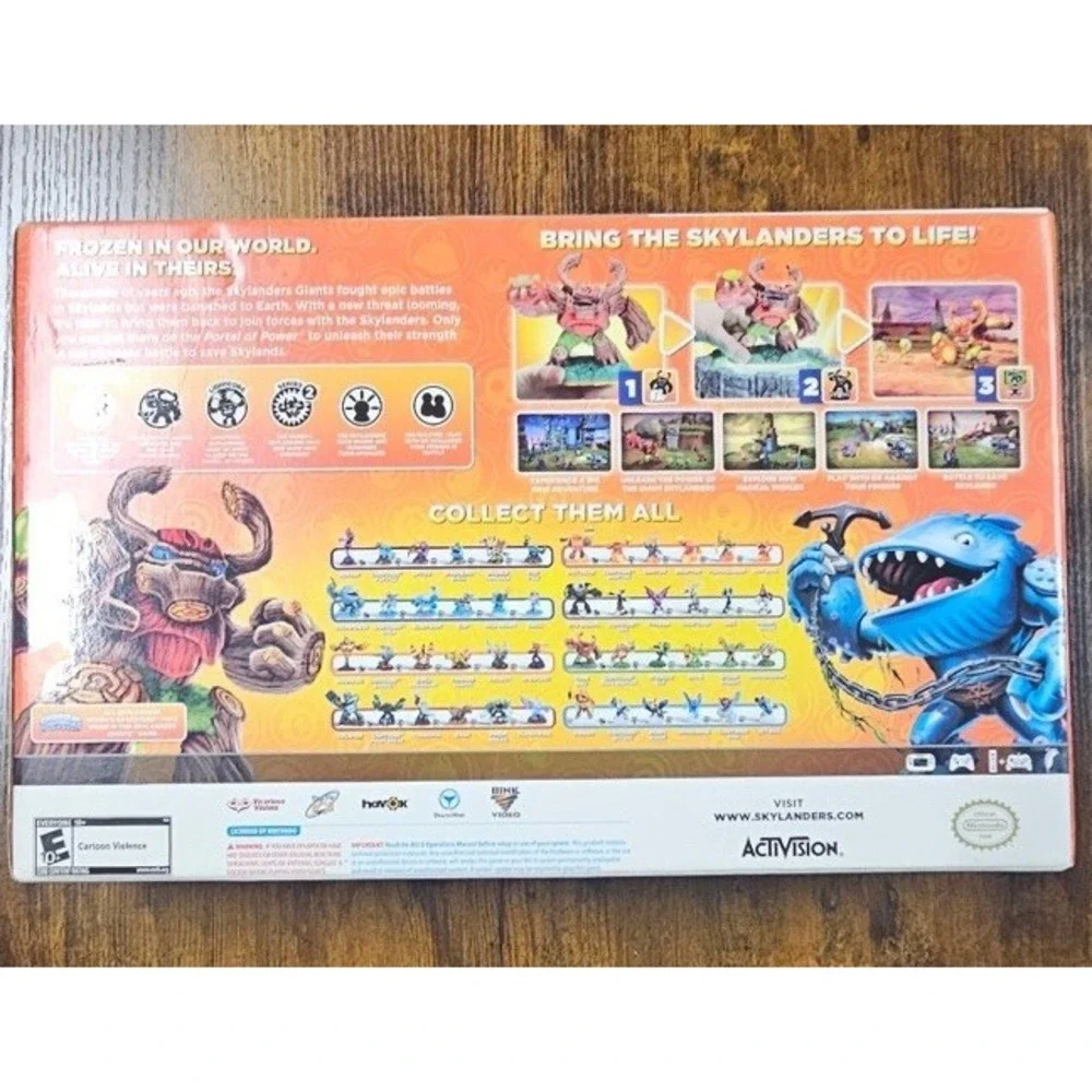 Brand New Skylanders Giants Starter Pack Nintendo Wii Game & Figures Set